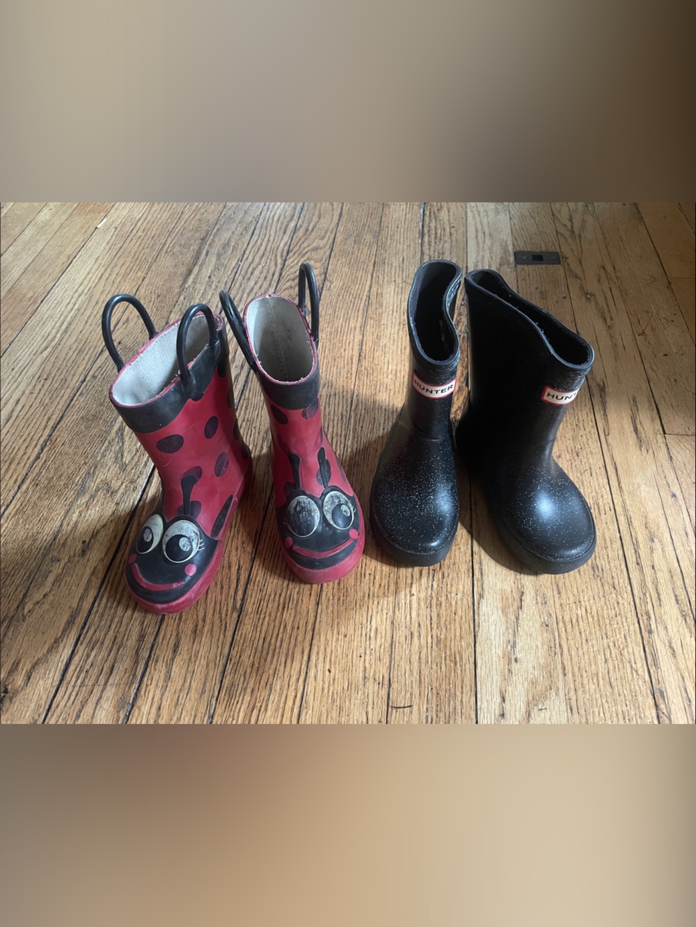 Hunter Kids Black Glitter & Red Ladybug Rain Boots Set